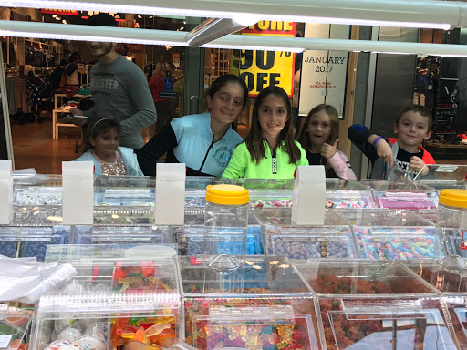 Shopping Mall «Visalia Mall», reviews and photos, 2031 S Mooney Blvd, Visalia, CA 93277, USA