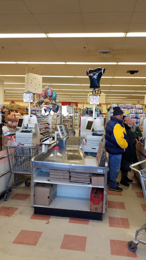 Grocery Store «Market Basket», reviews and photos, 400 Somerville Ave, Somerville, MA 02143, USA
