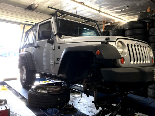 Auto Repair Shop «Auto Maintenance & Repair», reviews and photos, 1752 E Vista Way, Vista, CA 92084, USA