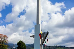 Obelisco De Los Italianos image