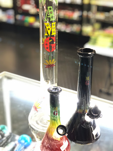 Tobacco Shop «Puffs Smoke Shop», reviews and photos, 9458 Whittier Blvd, Pico Rivera, CA 90660, USA