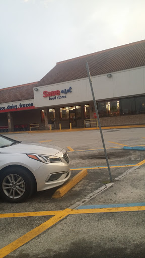 Grocery Store «Save-A-Lot», reviews and photos, 332 W Ardice Ave, Eustis, FL 32726, USA