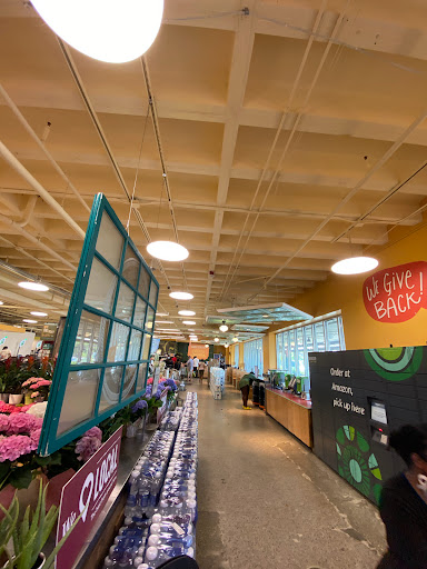 Grocery Store «Whole Foods Market», reviews and photos, 300 N Broad St, New Orleans, LA 70119, USA