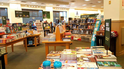 Book Store «Barnes & Noble», reviews and photos, 6646 Loisdale Rd, Springfield, VA 22150, USA