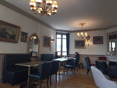 Salon Eugenie, café chic à Épernay