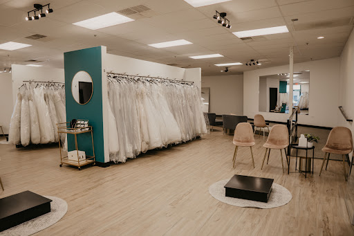 Bridal Shop «Brilliant Bridal», reviews and photos, 520 W Union Hills Dr #102, Phoenix, AZ 85027, USA