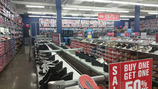 Shoe Store «SKECHERS Factory Outlet», reviews and photos, 719 Thompson Ln, Nashville, TN 37204, USA