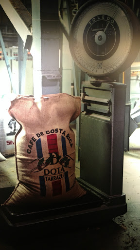 Coffee Shop «Starbucks», reviews and photos, 300 S Main St, Royal Oak, MI 48067, USA