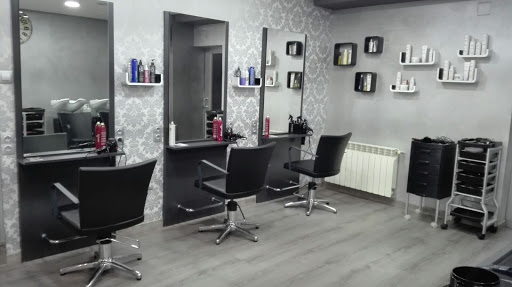 Peluquería Nuria en Santovenia de Pisuerga, Valladolid