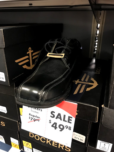 Shoe Store «Shoe Carnival», reviews and photos, 65 S 69th St, Upper Darby, PA 19082, USA