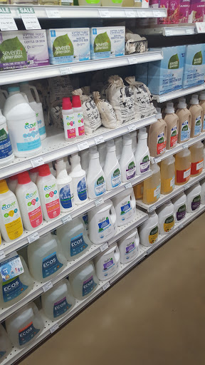 Grocery Store «Lakewinds Food Co-op», reviews and photos, 435 Pond Promenade, Chanhassen, MN 55317, USA