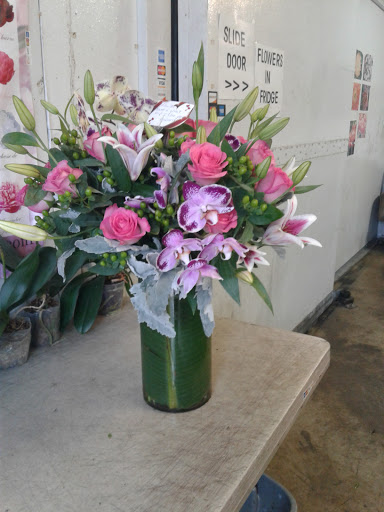 Florist «The Flower Place», reviews and photos, 860 NE 79th St, Miami, FL 33138, USA