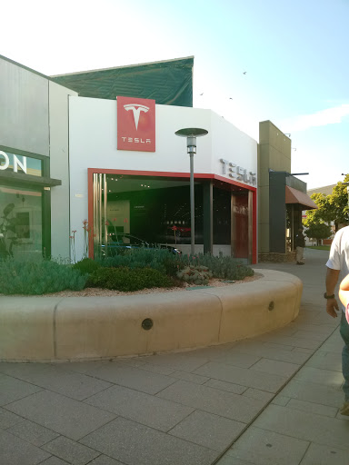 Shopping Mall «The Village at Corte Madera», reviews and photos, 1618 Redwood Hwy, Corte Madera, CA 94925, USA