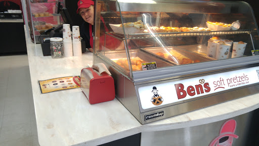 Department Store «Walmart Supercenter», reviews and photos, 5800 Us Highway 98 N, Lakeland, FL 33809, USA