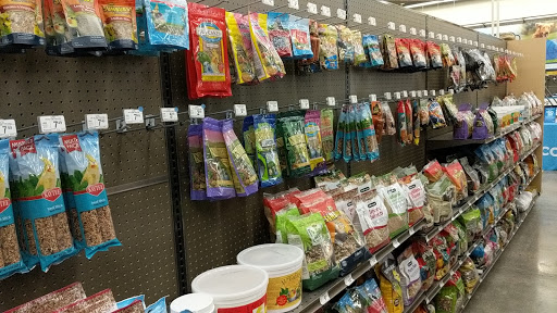 Pet Supply Store «Petco Animal Supplies», reviews and photos, 3060 Evans St #105, Greenville, NC 27834, USA