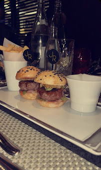 petit hamburger du Restaurant gastronomique L'Atelier de Joël Robuchon à Paris - n°9