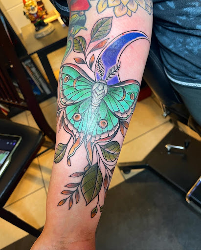 Find best friends tattoo ideas for your next unique tattoo in Nacogdoches at Caseys Tattoo