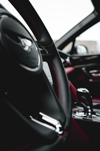 Auto Body Shop «Ultimate Paint Shop», reviews and photos, 28865 Nagel Ct, Lake Bluff, IL 60044, USA