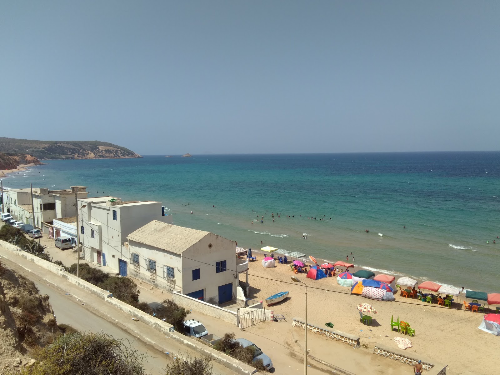 Foto de Plage Cap Blanc Oran com areia bege superfície