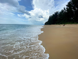 Photo de Mai Khao beach zone sauvage