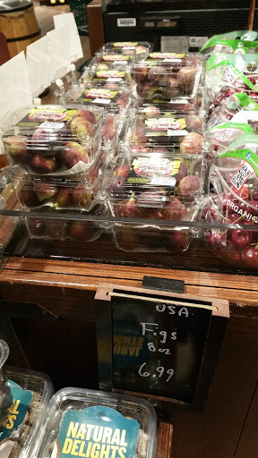 Grocery Store «The Fresh Market», reviews and photos, 1805 Rudy Ln, Louisville, KY 40207, USA