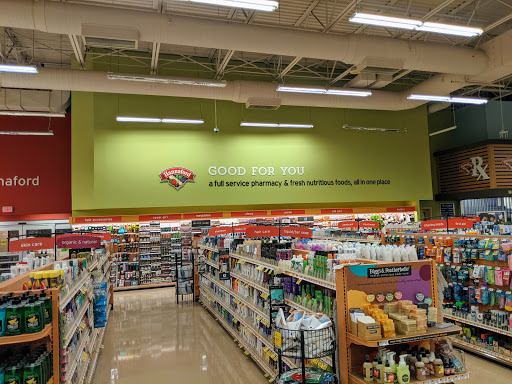 Grocery Store «Hannaford Supermarket», reviews and photos, 5 Hannaford Dr, York, ME 03909, USA