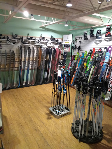 Sporting Goods Store «Sun Valley Sports», reviews and photos, 3900 Medina Rd U, Akron, OH 44333, USA