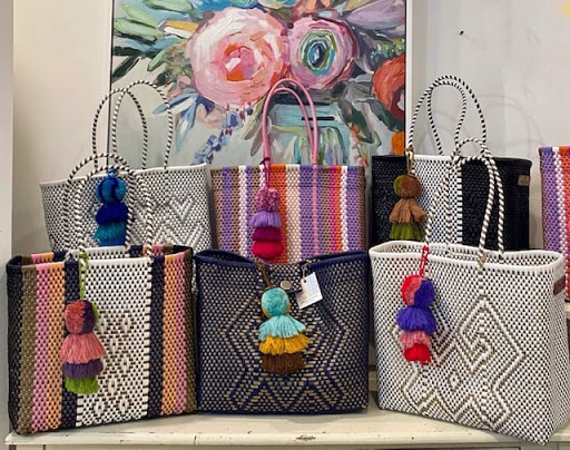 Picture Frame Shop «Crying Shame Frame Shop & Gifts», reviews and photos, 103 N Church Ln, Tappahannock, VA 22560, USA