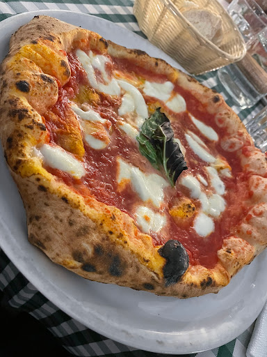 Oste Contadino-Pizzeria-Osteria di Montagna- in Mercogliano, Provincia di Avellino