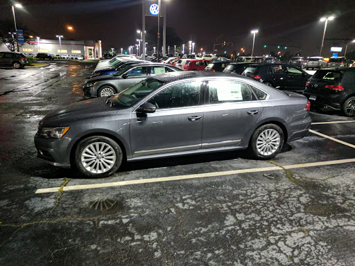 Volkswagen Dealer «Hatfield Volkswagen», reviews and photos, 1495 Auto Mall Dr, Columbus, OH 43228, USA