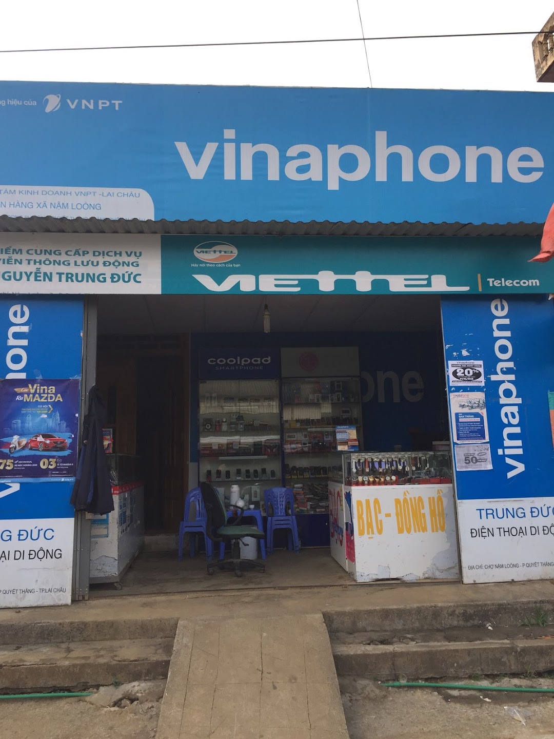 Cửa hàng điện thoại Trung Đức