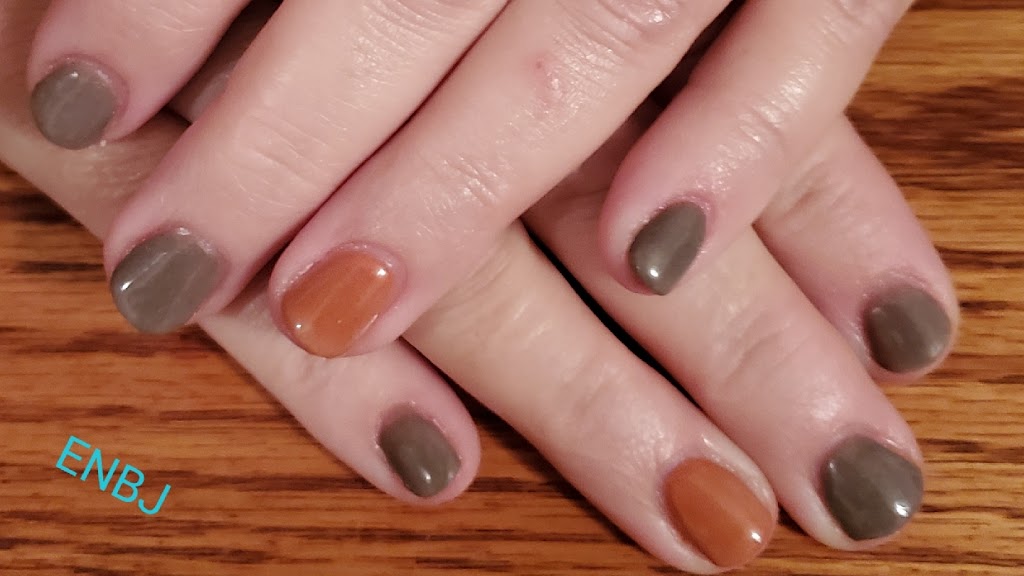 Elegant Nails by Jeanne @ The Salon at Willow 97401