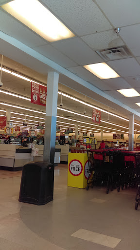 Grocery Store «Winn-Dixie», reviews and photos, 1850 N Tamiami Trail, North Fort Myers, FL 33903, USA