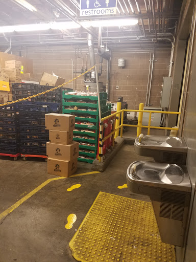 Grocery Store «Safeway», reviews and photos, 6340 Commerce Blvd, Rohnert Park, CA 94928, USA