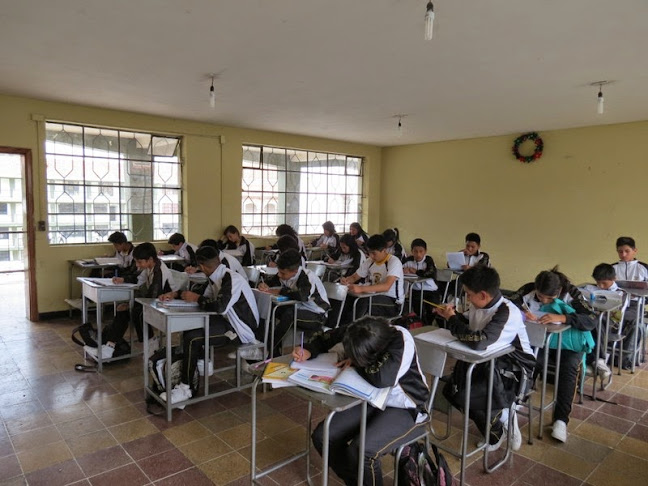 Opiniones de Unidad Educativa Particular Dominicana "San Luis Beltrán" en Cuenca - Escuela