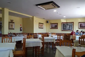 Restaurante "El Cruce" image