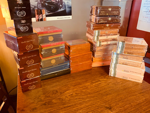 Tobacco Shop «Hogshead Cigar Lounge», reviews and photos, 9849 Jefferson Davis Hwy #106, Fredericksburg, VA 22407, USA