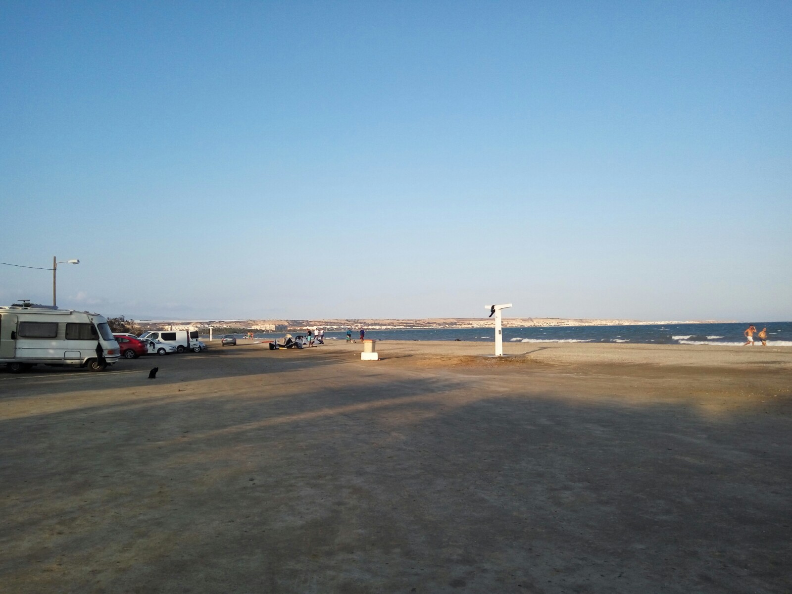 Foto di Playa de los Banos con parzialmente pulito livello di pulizia