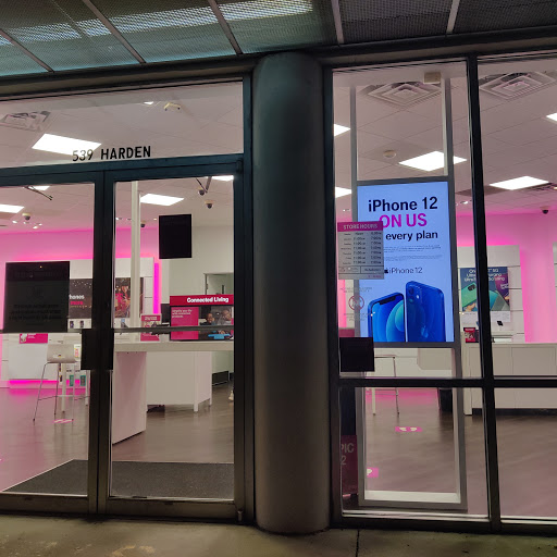 Cell Phone Store «T-Mobile», reviews and photos, 539 Harden St, Columbia, SC 29205, USA