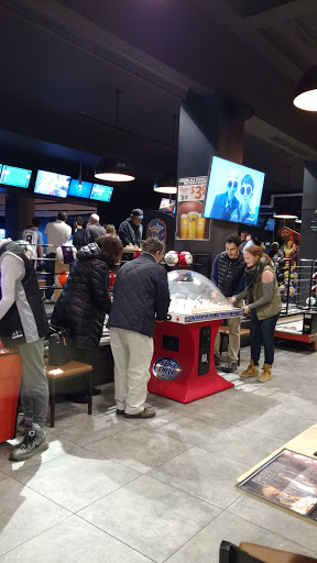 Bowling Alley «The Corner Alley Downtown @ East 4th», reviews and photos, 402 Euclid Ave, Cleveland, OH 44114, USA