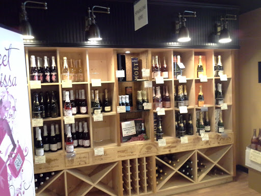 Wine Store «Vino 100 White Plains», reviews and photos, 171 Mamaroneck Ave, White Plains, NY 10601, USA