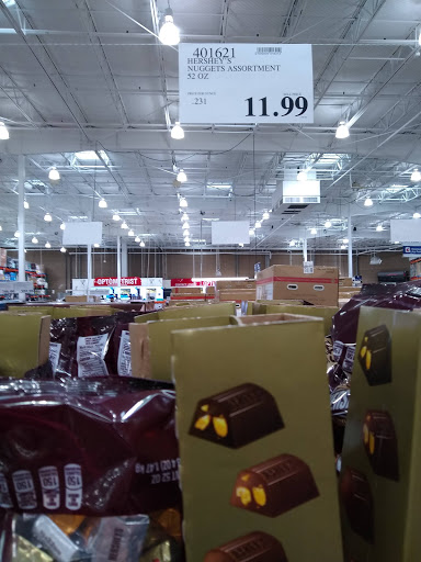 Warehouse store «Costco Wholesale», reviews and photos, 2219 S 37th St, Tacoma, WA 98409, USA