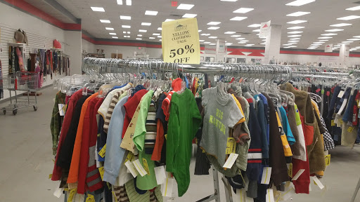 Thrift Store «Impact Thrift Stores - Feasterville», reviews and photos, 91 E Street Rd, Feasterville-Trevose, PA 19053, USA