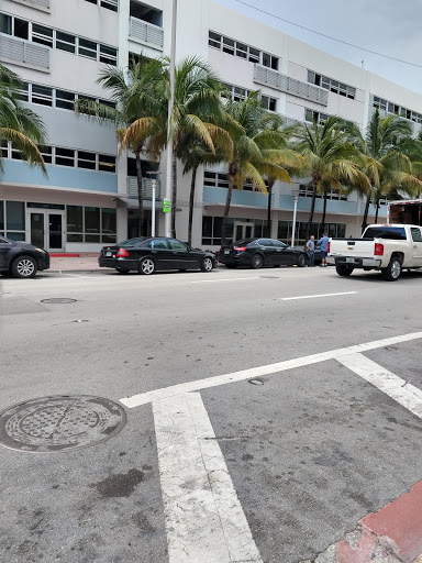 Clothing Store «Neiman Marcus», reviews and photos, 9700 Collins Ave, Bal Harbour, FL 33154, USA