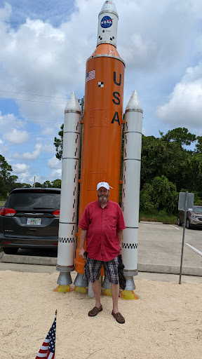 Clothing Store «Space Shirts», reviews and photos, 6116 N Courtenay Pkwy, Merritt Island, FL 32953, USA