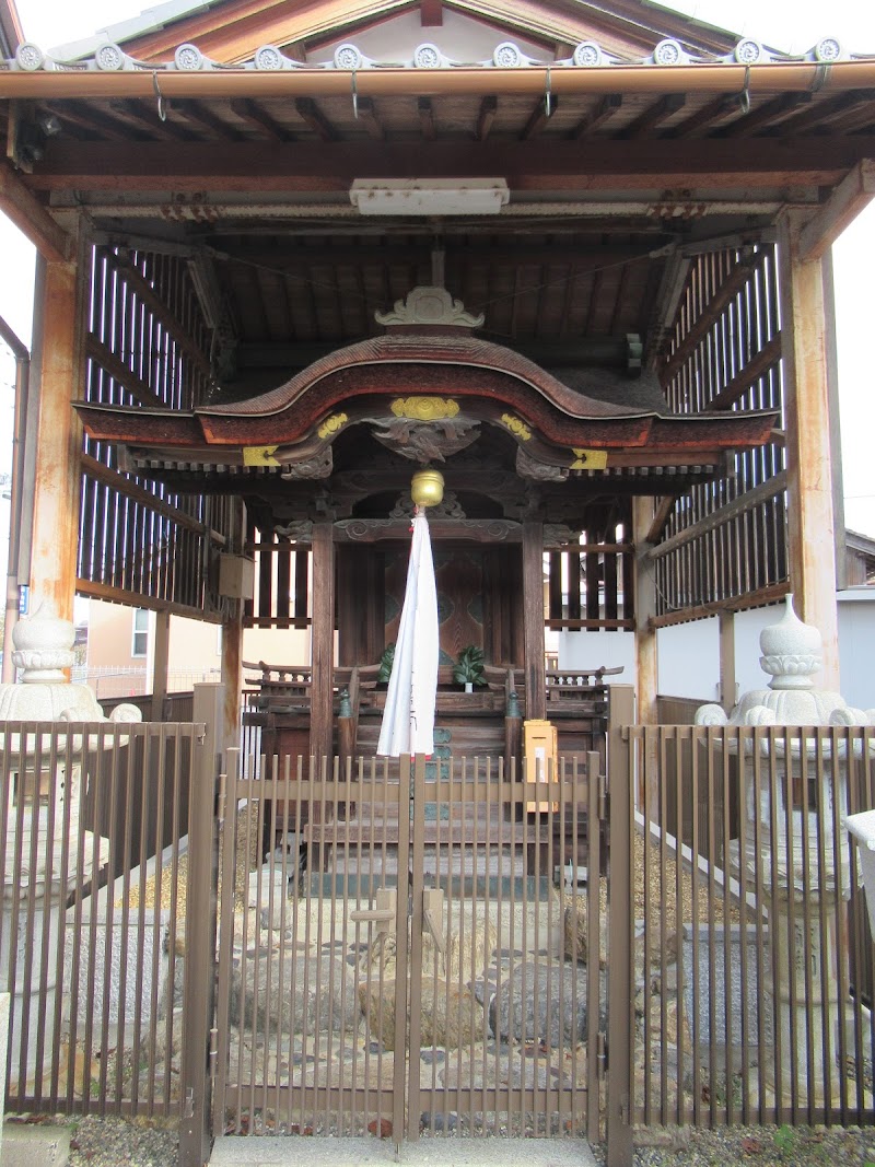 藤ヶ森神社
