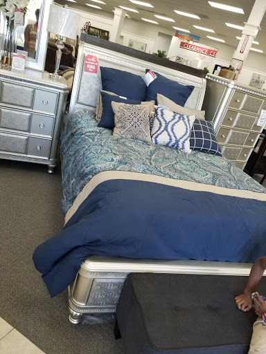 Furniture Store «Badcock Home Furniture & More of South Florida», reviews and photos, 3051 N Powerline Rd, Pompano Beach, FL 33069, USA