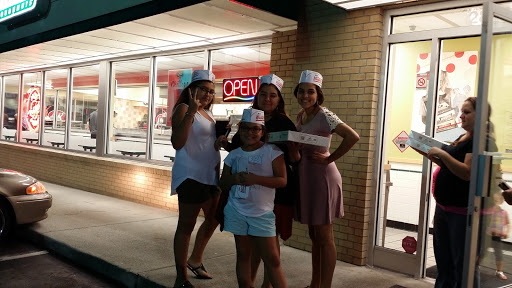 Donut Shop «Krispy Kreme Doughnuts», reviews and photos, 2822 S College Rd, Wilmington, NC 28412, USA