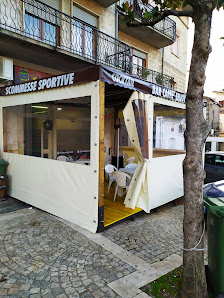 Bar Caffè Enjoy Piazza Municipio, 14, 81044 San Clemente CE, Italia