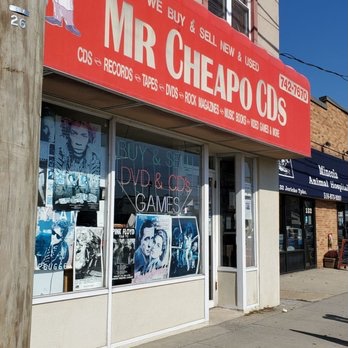 Mr Cheapo CD & Record Exchange, 46 Jericho Turnpike, Commack, NY 11725, USA, 